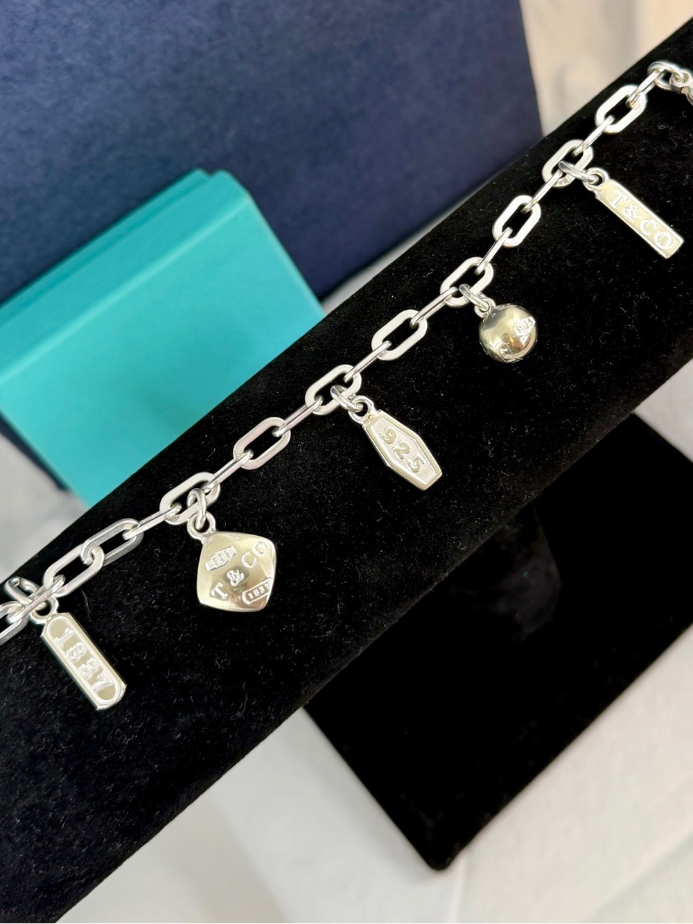 TIFFANY & CO. Sterling Silver T & Co. 1837 Dangle 5 Charm Oval Link Bracelet COA